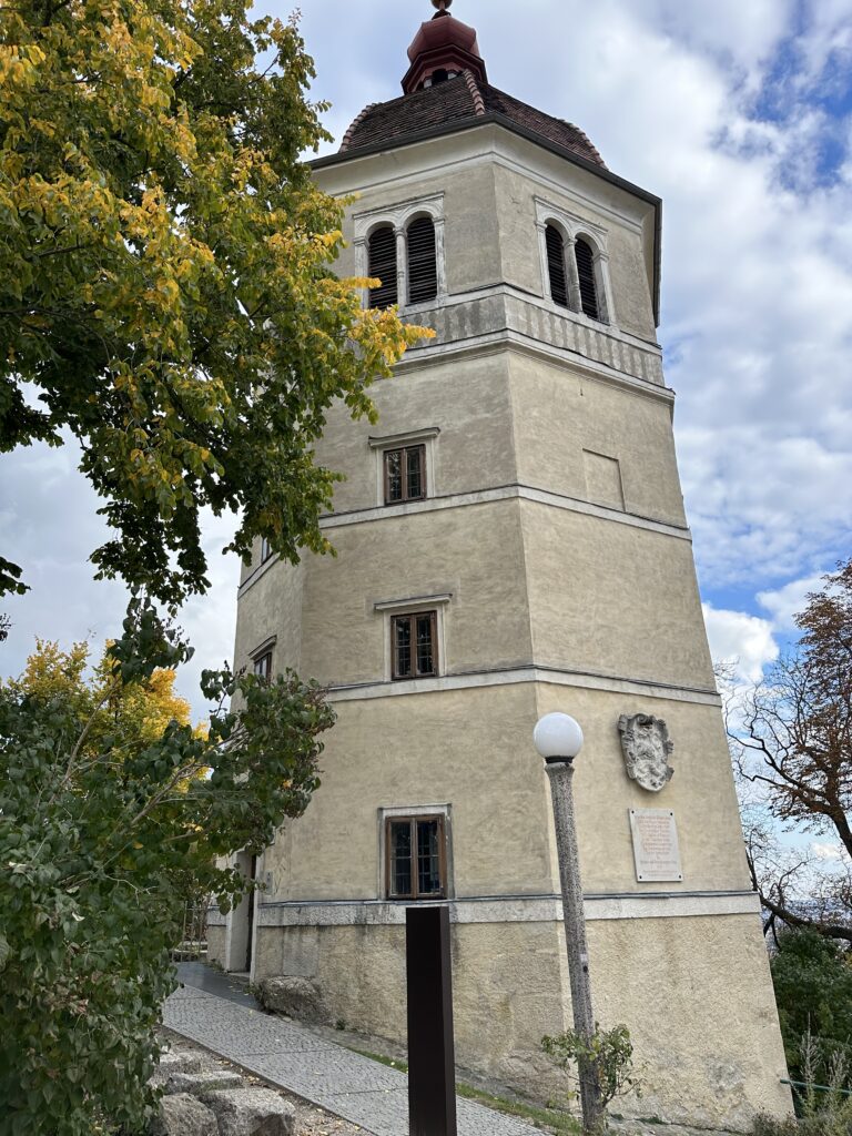 Glockenturm Graz hoch über der Stadt auf dem Schlossberg